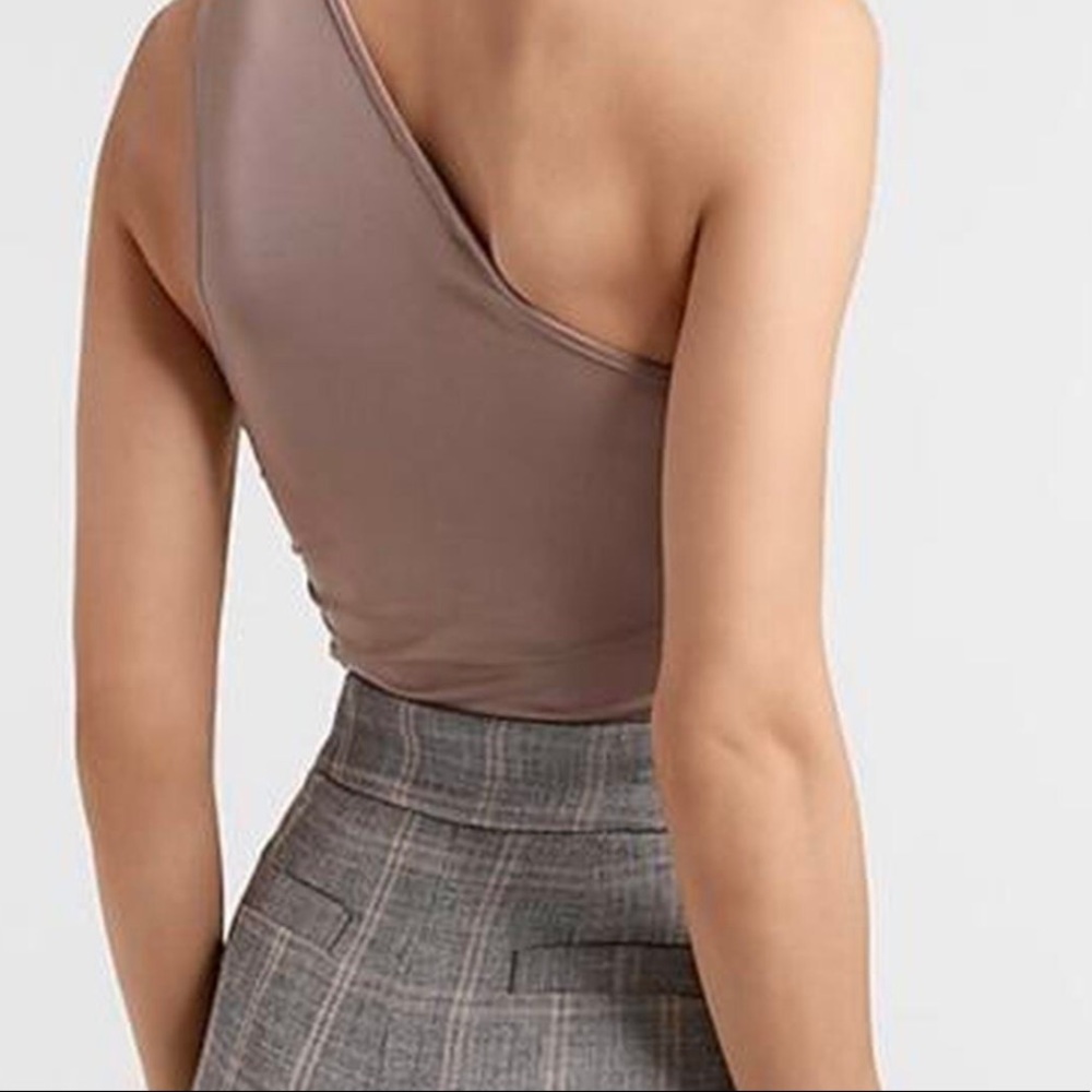 One Shoulder Top - Picture 3 of 4